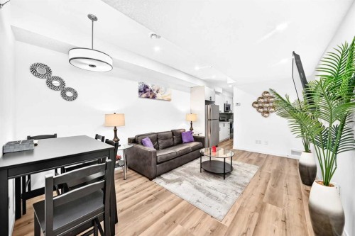 224 Corner Meadows Way, Calgary, AB - Indoor Photo Showing Living Room