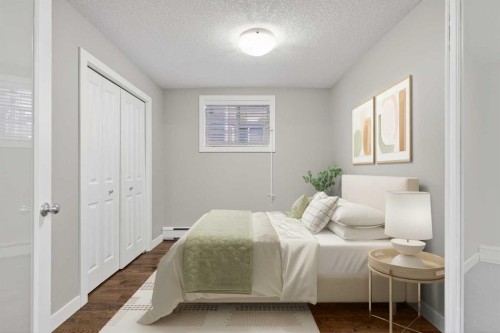 2-125 23 Avenue Sw, Calgary, AB - Indoor Photo Showing Bedroom