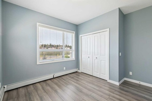 4313-5305 32 Avenue, Calgary, AB - Indoor Photo Showing Other Room