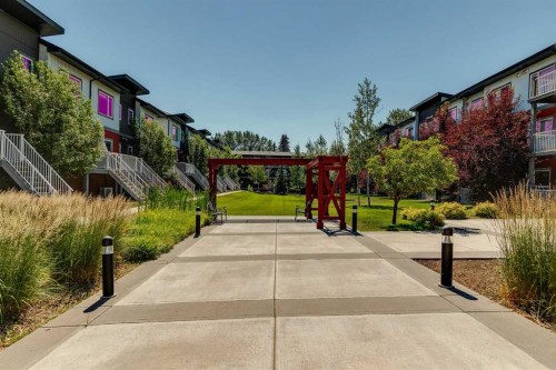 4313-5305 32 Avenue, Calgary, AB - Outdoor