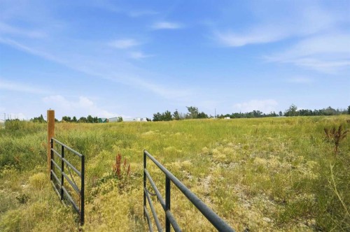 7120 40 Street Ne, Calgary, AB 