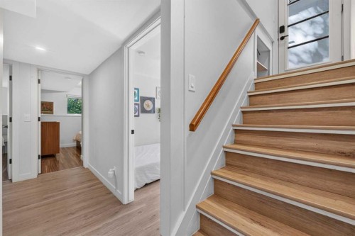 14 Rosetree Crescent Nw, Calgary, AB - Indoor Photo Showing Other Room