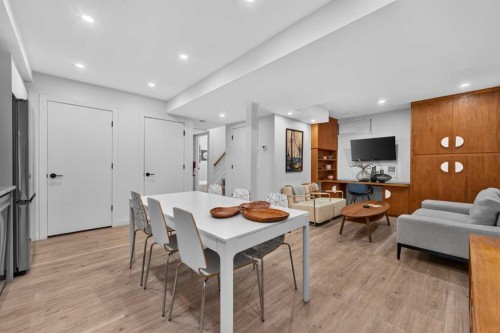 14 Rosetree Crescent Nw, Calgary, AB - Indoor