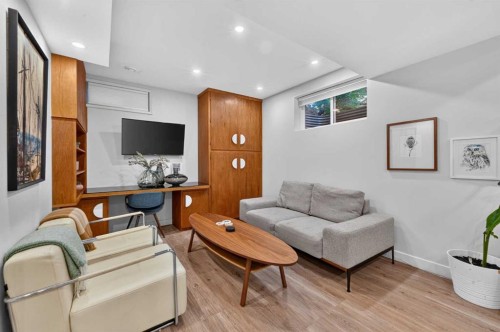 14 Rosetree Crescent Nw, Calgary, AB - Indoor