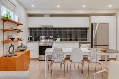 14 Rosetree Crescent Nw, Calgary, AB - Indoor