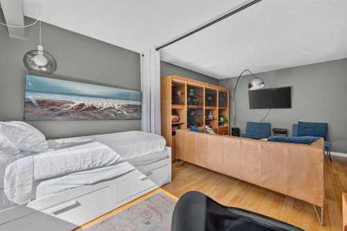 14 Rosetree Crescent Nw, Calgary, AB - Indoor