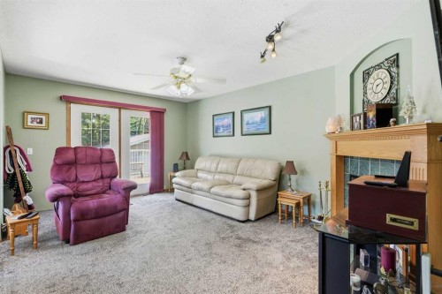 5618 63 Avenue, Olds, AB - Indoor Photo Showing Other Room