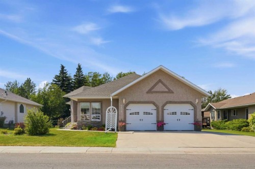 5618 63 Avenue  Olds, AB T4H 1K7