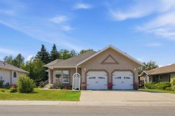 5618 63 Avenue Olds, AB T4H 1K7