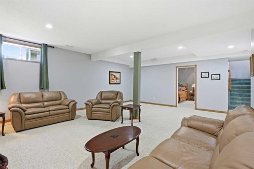 5618 63 Avenue, Olds, AB - Indoor