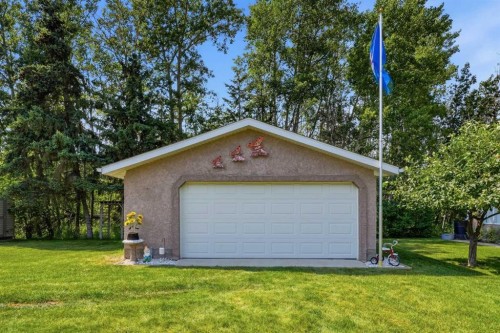 5618 63 Avenue, Olds, AB - Outdoor