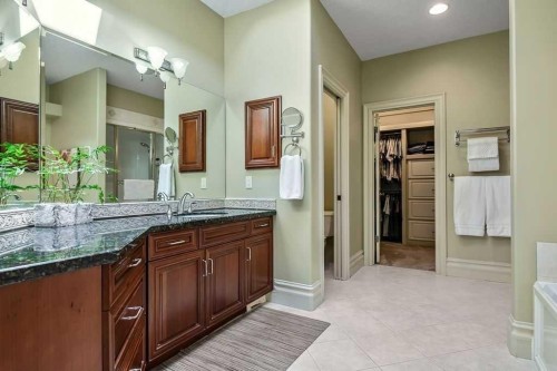 117 West Terrace Point, Cochrane, AB - Indoor Photo Showing Bathroom
