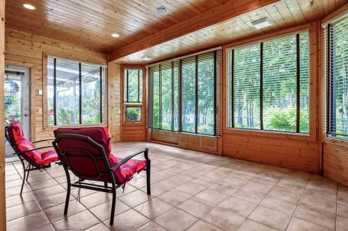 117 West Terrace Point, Cochrane, AB - Indoor Photo Showing Other Room