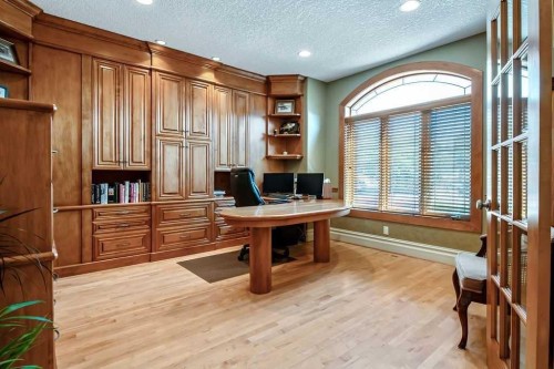 117 West Terrace Point, Cochrane, AB - Indoor Photo Showing Office