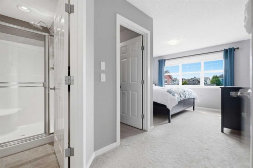 14 River Heights Crescent, Cochrane, AB - Indoor