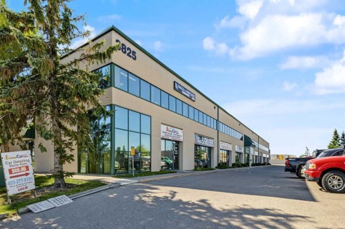 209-3825 34 Street Ne, Calgary, AB 