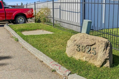 209-3825 34 Street Ne, Calgary, AB 