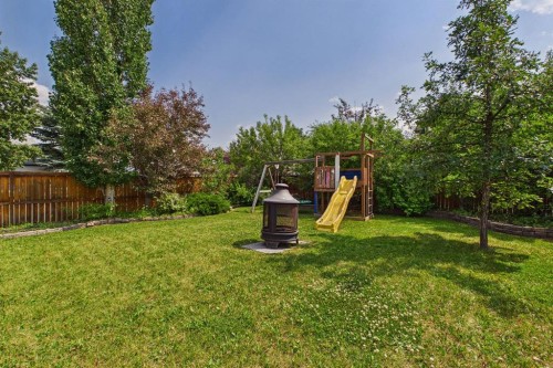 27 Bridlewood Park Sw, Calgary, AB - Outdoor