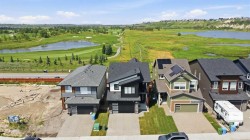 77 Wolf Hollow Villas SE Calgary, AB T2X 5K2