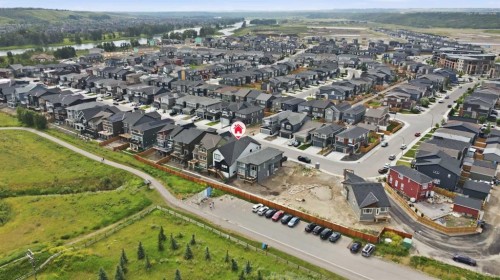 77 Wolf Hollow Villas Se, Calgary, AB - Outdoor With View