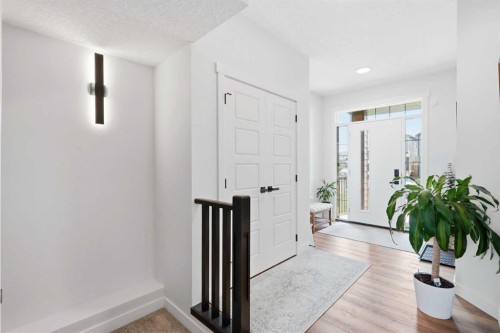 77 Wolf Hollow Villas Se, Calgary, AB - Indoor Photo Showing Other Room
