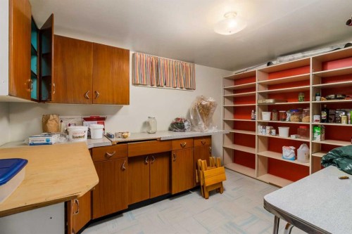 40 Thornlee Crescent Nw, Calgary, AB - Indoor
