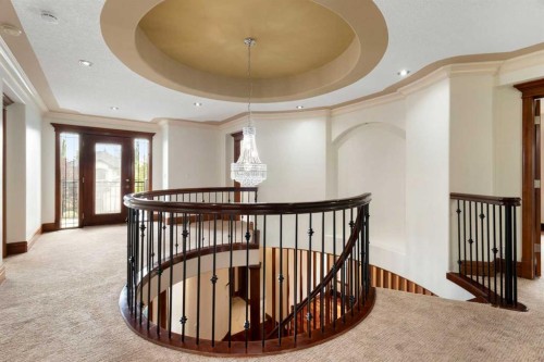 8 Coulee Park Sw, Calgary, AB - Indoor Photo Showing Other Room