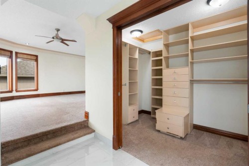 8 Coulee Park Sw, Calgary, AB - Indoor Photo Showing Other Room
