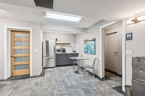 2632 24 Street Sw, Calgary, AB 