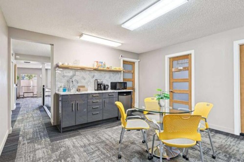 2632 24 Street Sw, Calgary, AB 