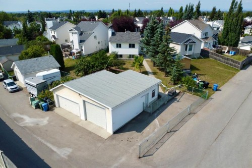 246 Mt Lorette Place Se, Calgary, AB - Outdoor
