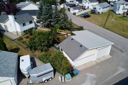 246 Mt Lorette Place Se, Calgary, AB - Outdoor