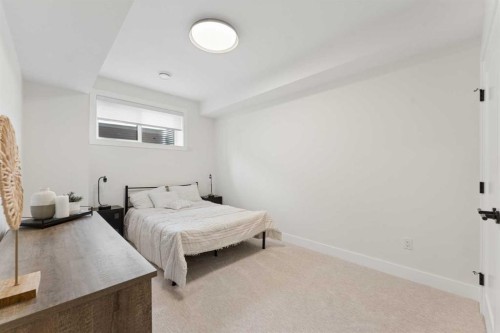 507 Waterford Rise, Chestermere, AB - Indoor Photo Showing Bedroom