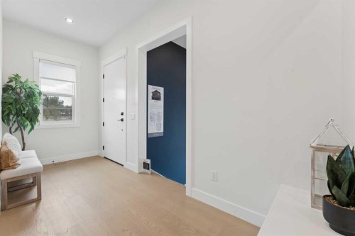 507 Waterford Rise, Chestermere, AB - Indoor Photo Showing Other Room