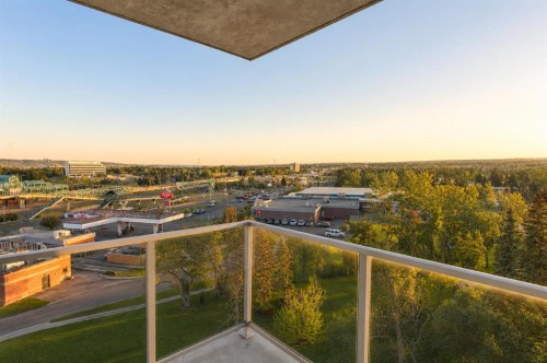 713-30 Brentwood Common Nw, Calgary, AB - Outdoor With Balcony With View