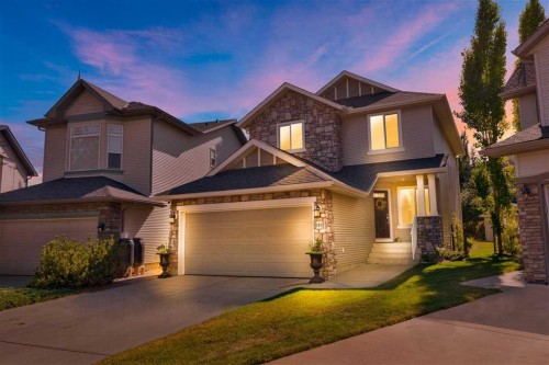 146 Springborough Point Sw, Calgary, AB - Outdoor With Facade