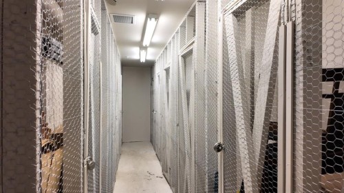 1103-105 Railway Avenue Sw, Airdrie, AB - Indoor