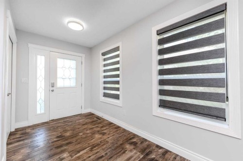 192 Cove Rise Rise, Chestermere, AB - Indoor Photo Showing Other Room