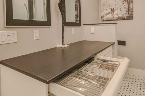 12 Straddock Villas Sw, Calgary, AB 