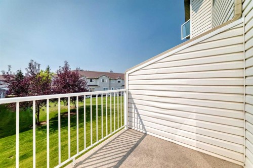 108 Douglas Glen Park Se, Calgary, AB - Outdoor With Exterior