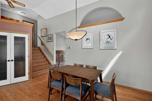 105 Riverview Court Se, Calgary, AB - Indoor Photo Showing Dining Room