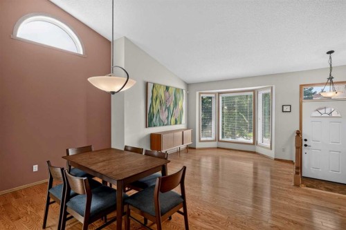 105 Riverview Court Se, Calgary, AB - Indoor Photo Showing Dining Room