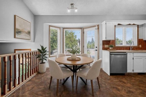 105 Riverview Court Se, Calgary, AB - Indoor Photo Showing Dining Room