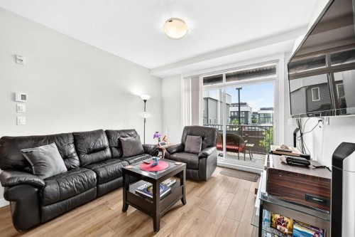 6106-200 Seton Circle Se, Calgary, AB - Indoor Photo Showing Living Room