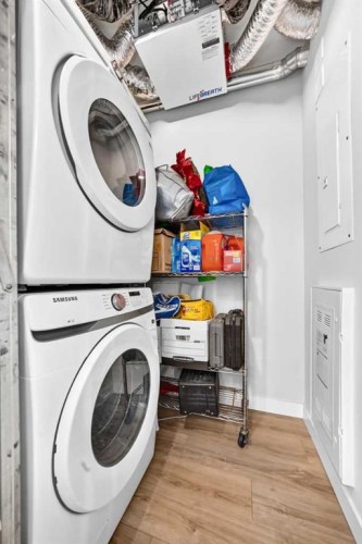 6106-200 Seton Circle Se, Calgary, AB - Indoor Photo Showing Laundry Room