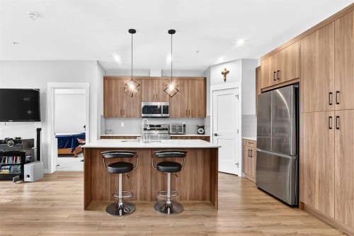 6106-200 Seton Circle Se, Calgary, AB - Indoor Photo Showing Kitchen