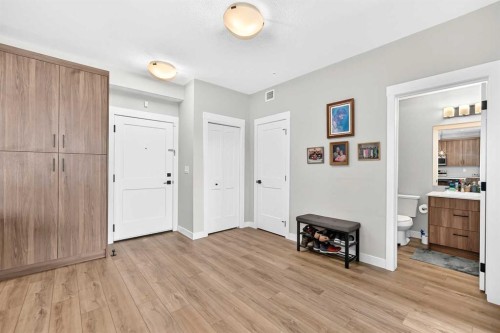 6106-200 Seton Circle Se, Calgary, AB - Indoor