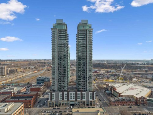 709-1122 3 Street Se, Calgary, AB - Outdoor With View