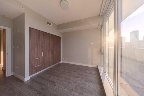 709-1122 3 Street Se, Calgary, AB - Indoor Photo Showing Other Room