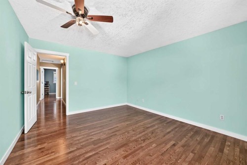 1823 65 Street Ne, Calgary, AB - Indoor Photo Showing Other Room
